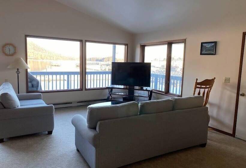 פונדק Nordic House