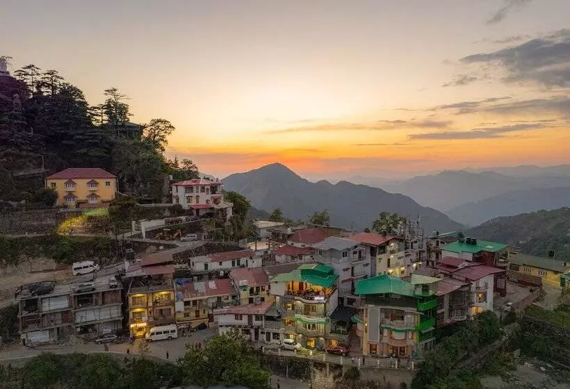 ホテル Artbuzz Mussoorie