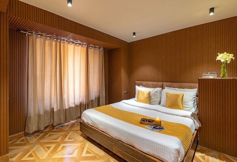 Hotel Artbuzz Mussoorie