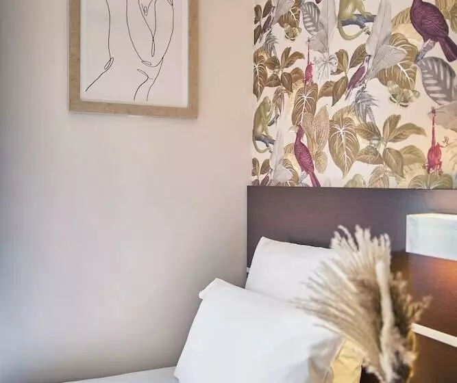 Hotelli Du Vieux Port