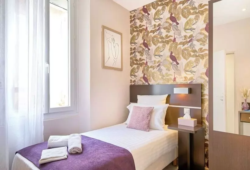 Hotelli Du Vieux Port