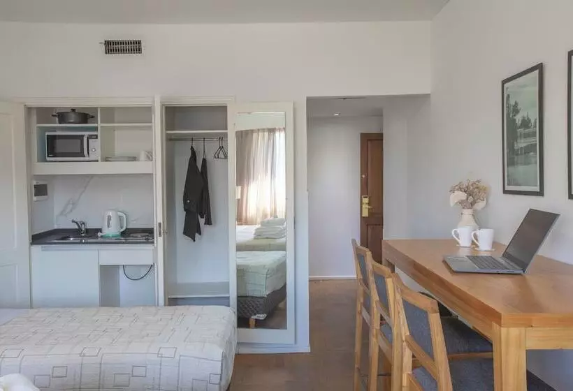 هتل El Misti Coliving Obelisco