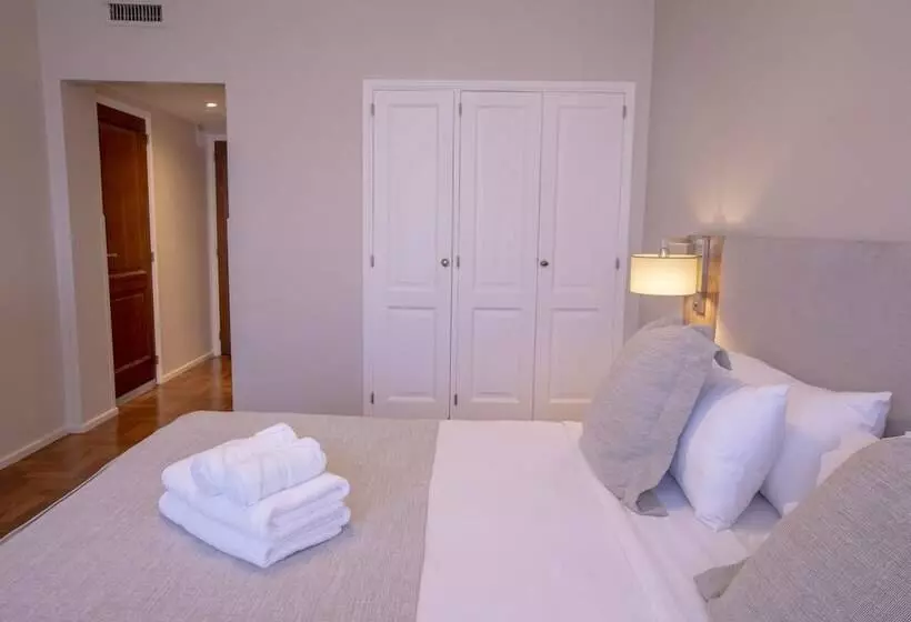 هتل El Misti Coliving Obelisco