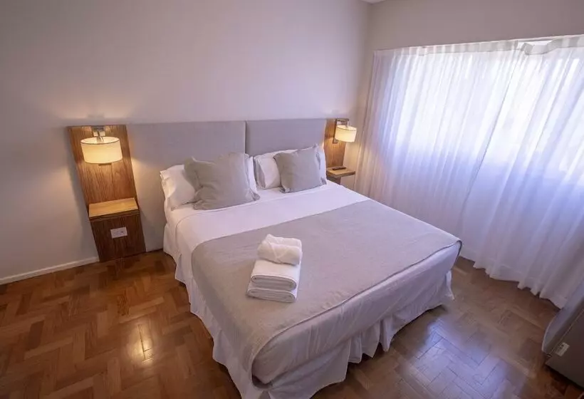 هتل El Misti Coliving Obelisco