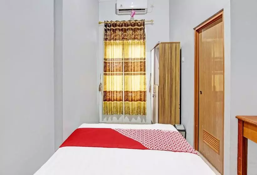 Hotelli Fariza House Syariah By Oyo