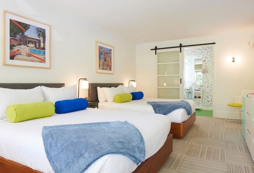 Little Mod Hotel At The University