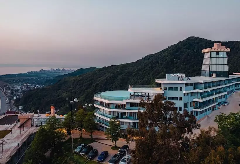 هتل Litz Resort