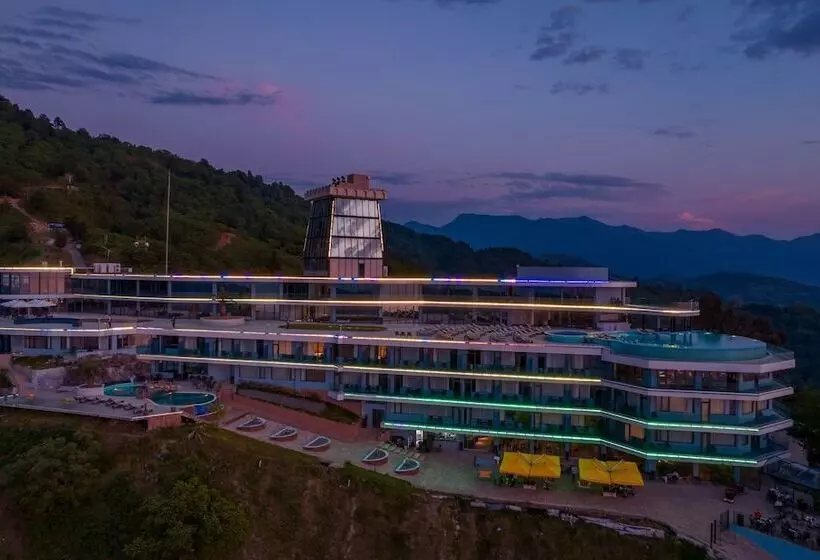 هتل Litz Resort