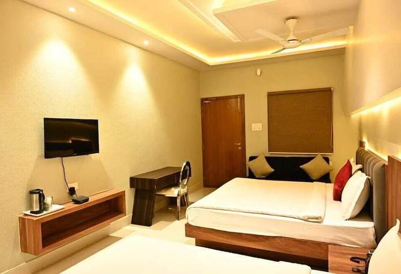 בית מלון כפרי Nakshatra Resort & Garden