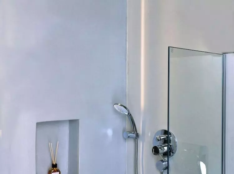 Hotelli Paros Five Senses