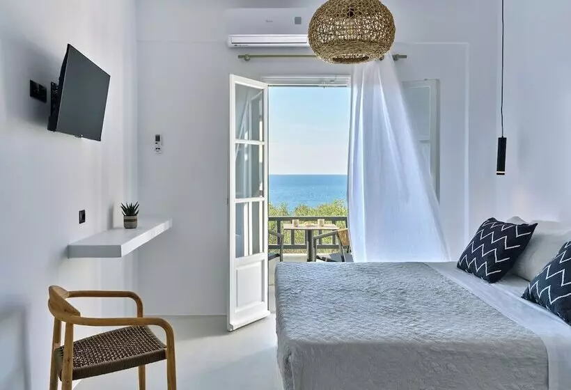 Hotelli Paros Five Senses