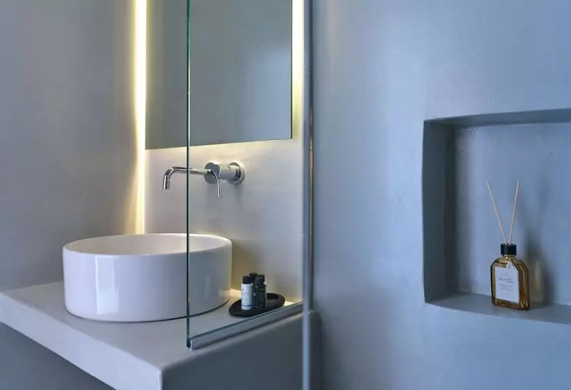 Hotelli Paros Five Senses