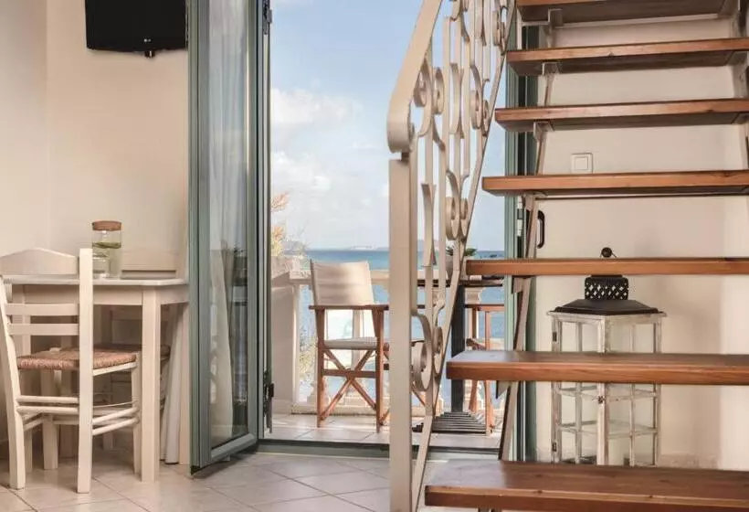 هتل Pierros Verde