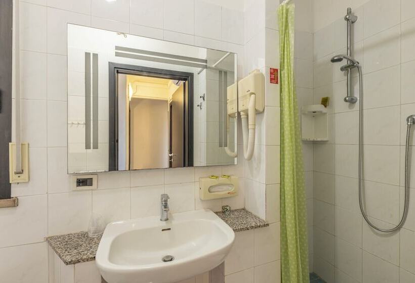 فندق Quisisana Vada