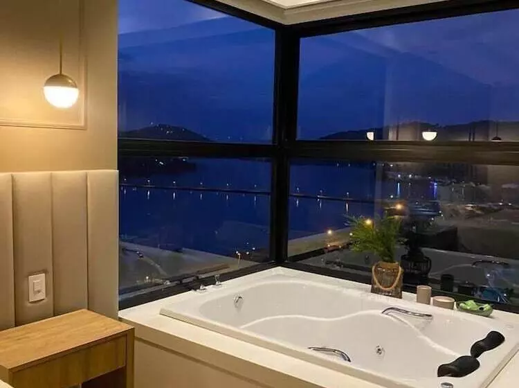 هتل Vista Do Lago