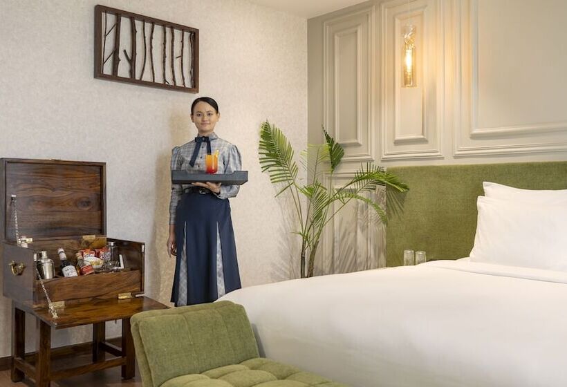 Hotel Zana Lake Resort Udaipur