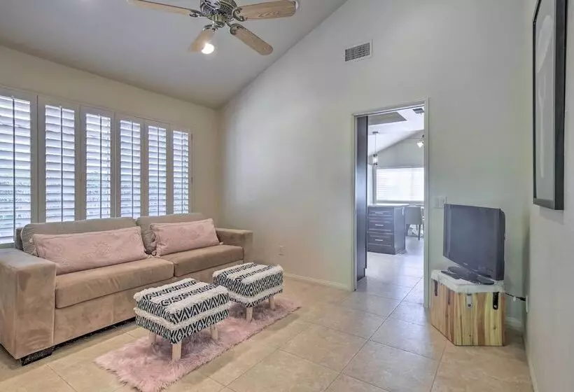 Palm Desert Retreat W/ Private Pool, Near Golf!