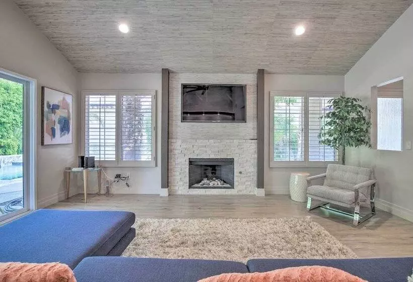 Palm Desert Retreat W/ Private Pool, Near Golf!