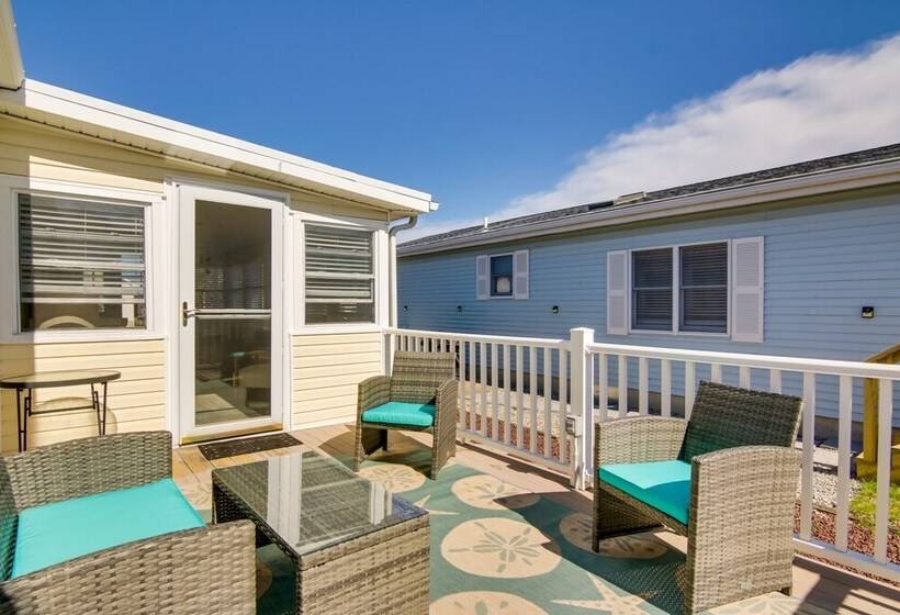 Ocean City Home W/ Pool Access: Near Park & Beach!