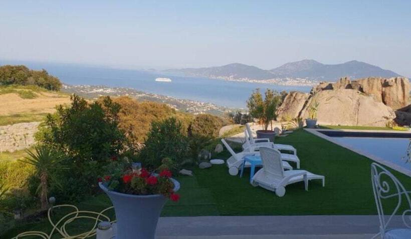 بنسيون Le Rocher