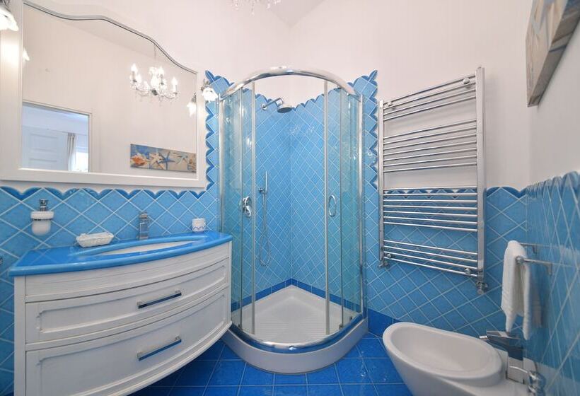 פנסיון Queen Suite