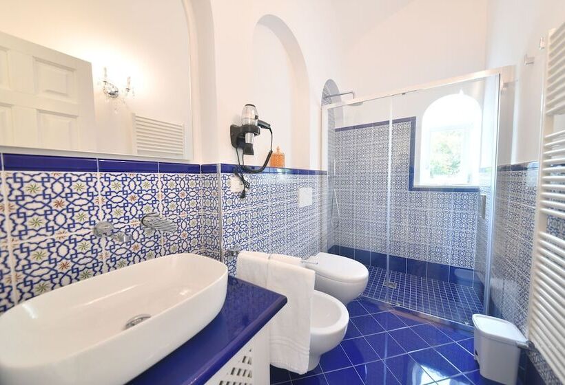 פנסיון Queen Suite