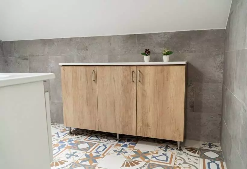 Majatalo Salero Guest House