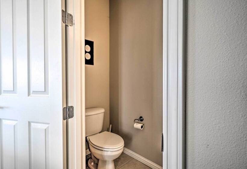 Pet Free Oceanfront Home W/ Hot Tub & Beach Access