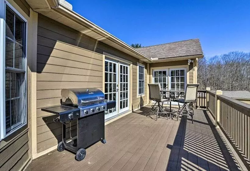 Private Family Home W/ Deck, Porch + Forest Views!