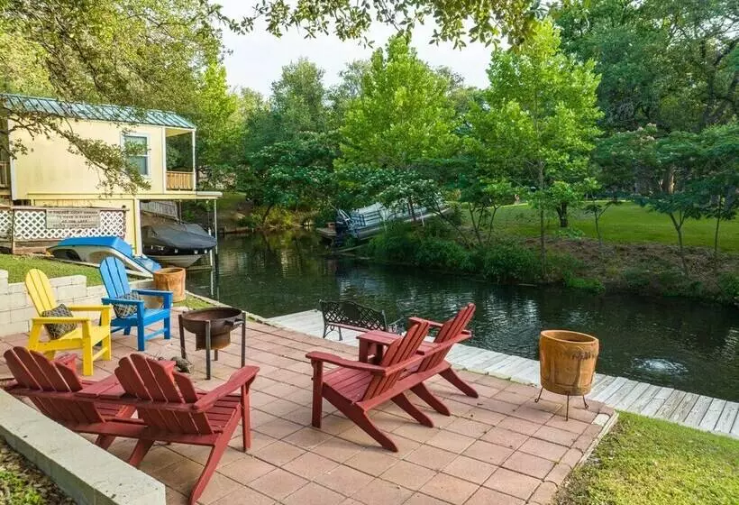 Red Bird Cabin Studio Retreat