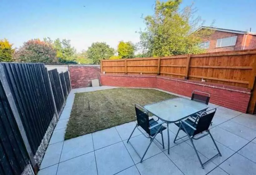 Residenssi Overbury Lodge, Birmingham With Free Parking