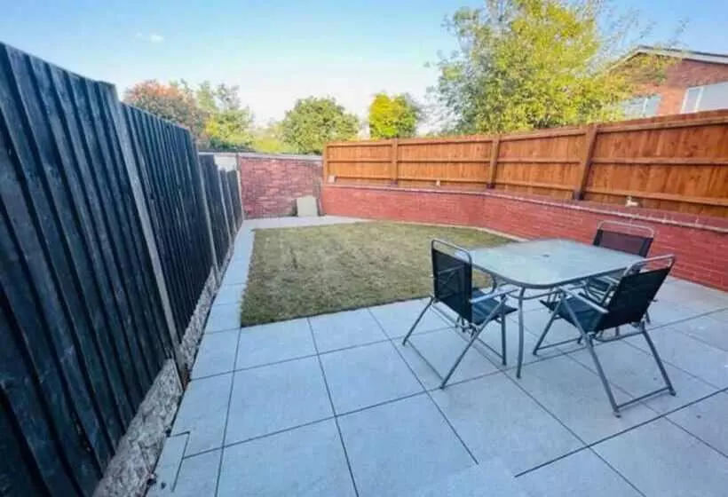 Residenssi Overbury Lodge, Birmingham With Free Parking