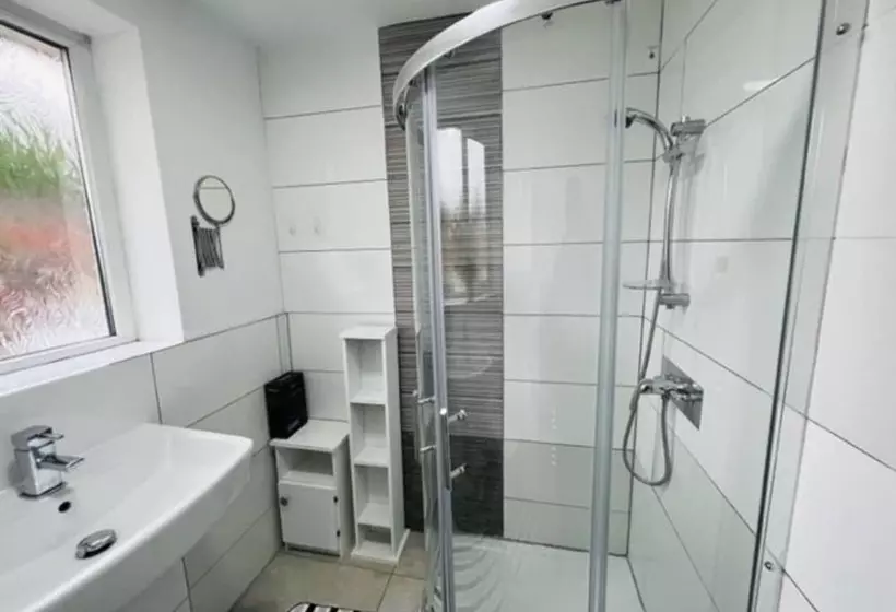 Residenssi Overbury Lodge, Birmingham With Free Parking