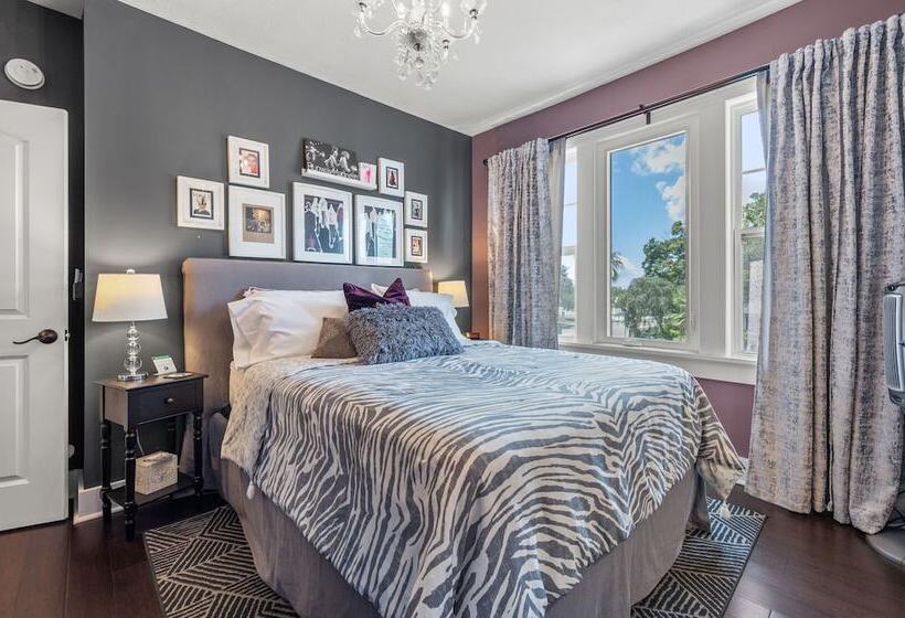 The Kenwood Gables Boutique Bed & Breakfast