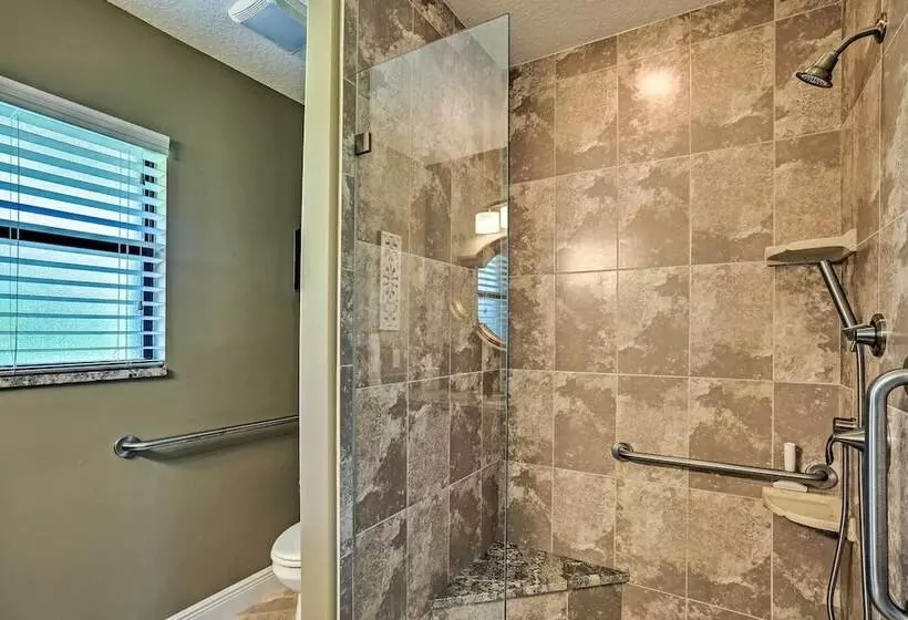 Jupiter Cottage W/ Patio, Gas Grill & Fire Pit!