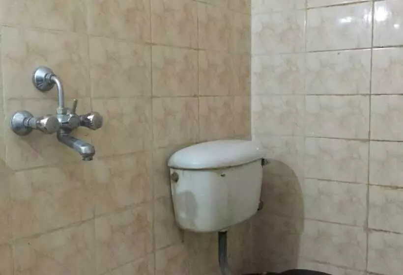 Hotelli Goroomgo Shanti Guest House Varanasi