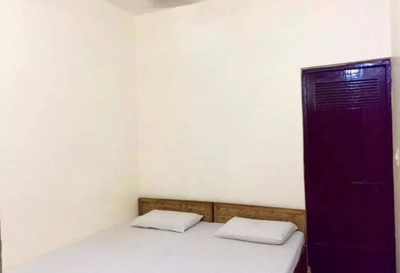 Hotelli Goroomgo Shanti Guest House Varanasi