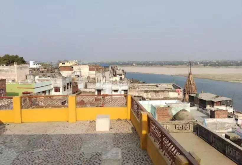 Hotelli Goroomgo Shanti Guest House Varanasi