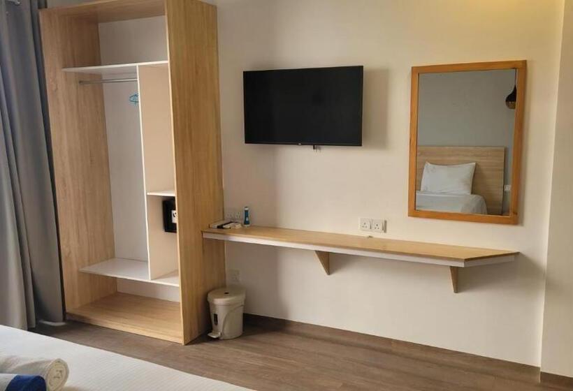 هتل The Sunset Villa