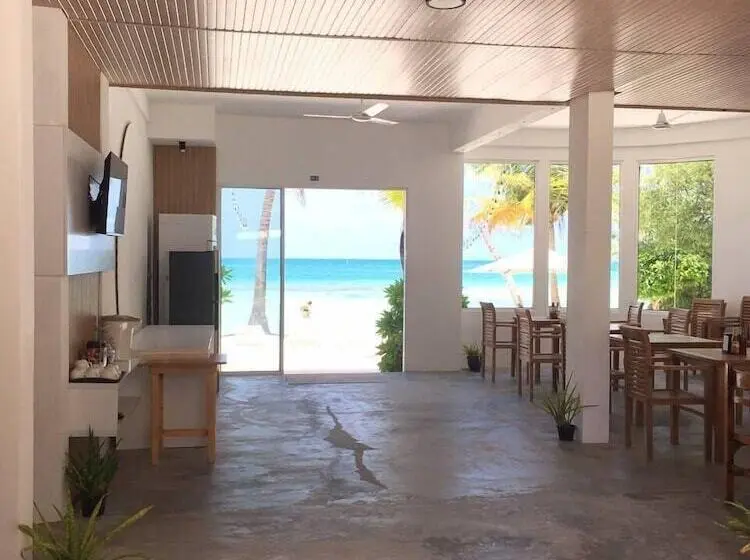 هتل The Sunset Villa