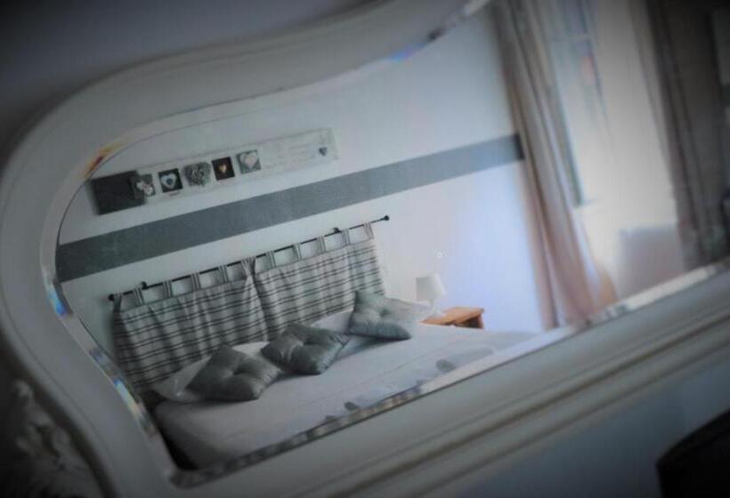 تختخواب و صبحانه La Maison