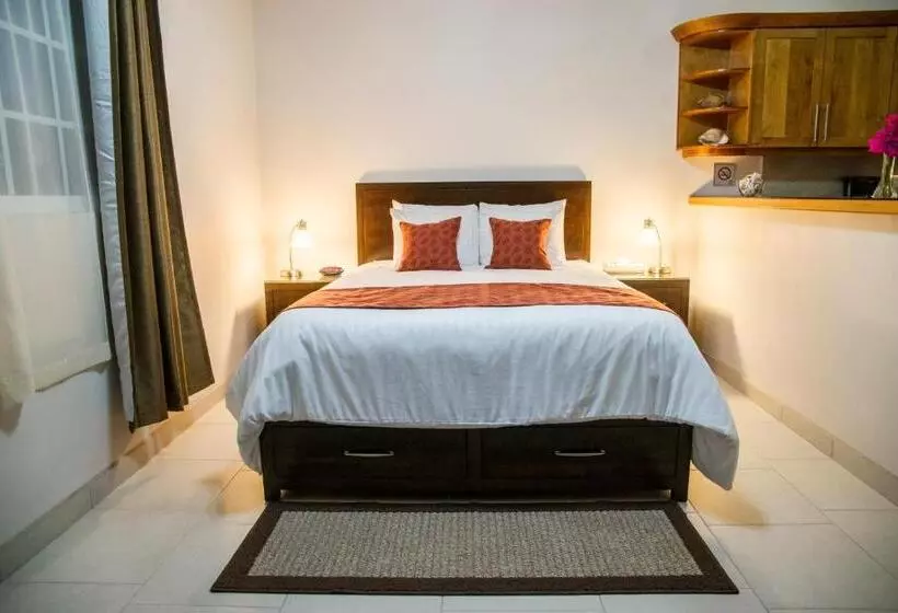Bugambilias Suites