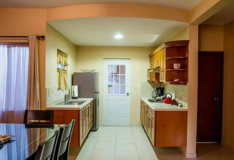Bugambilias Suites