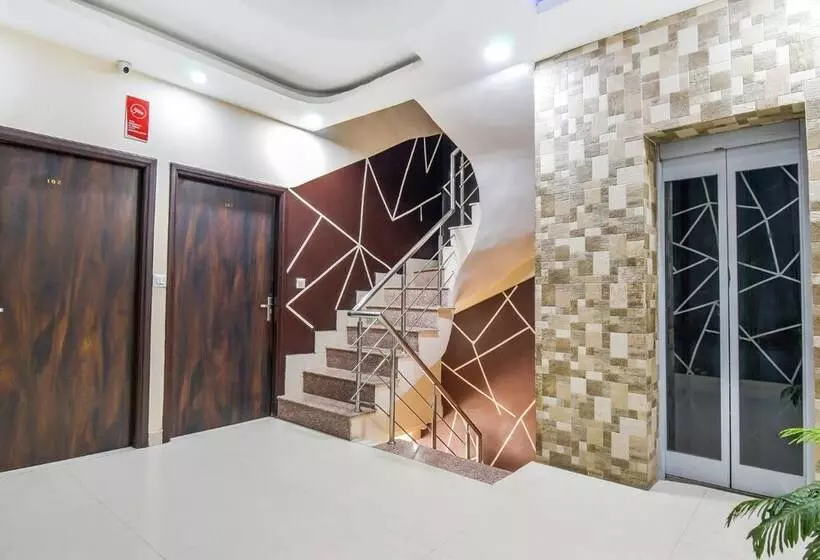 Fabhotel Js Regency
