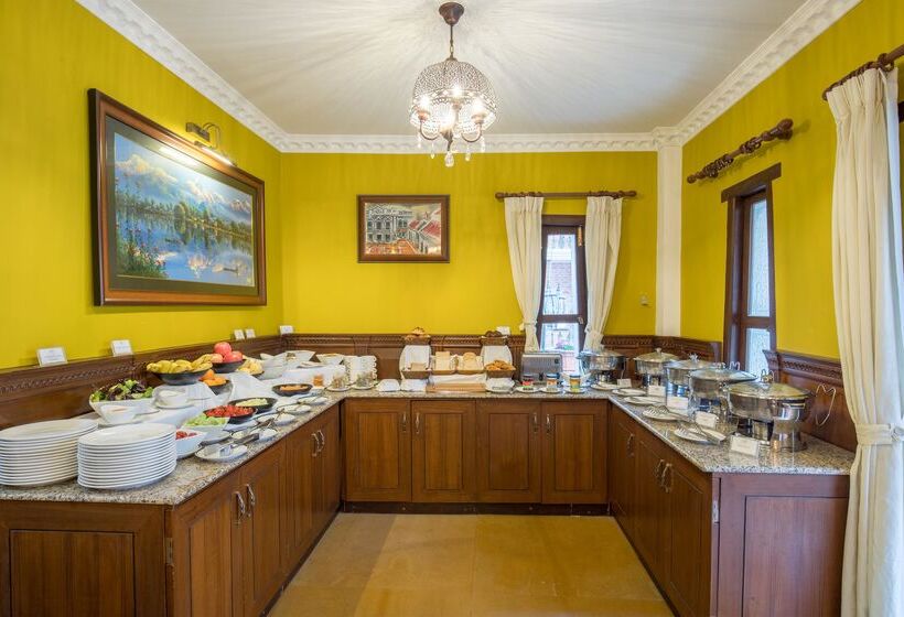 هتل Baber Mahal Vilas   The Heritage