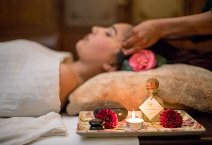 هتل Baber Mahal Vilas   The Heritage