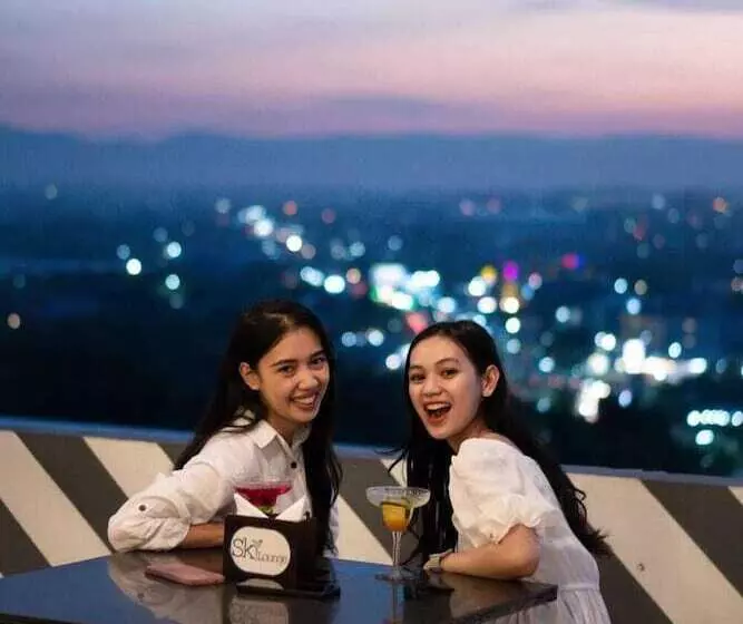 ホテル Claro Kendari