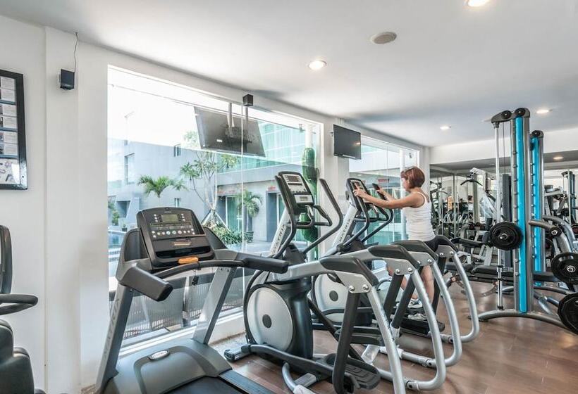 호텔 Claro Kendari