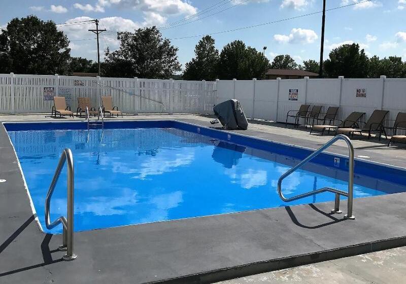 בית מלון כפרי Dexter Inn