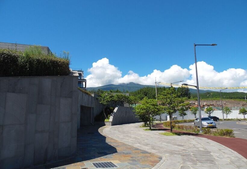 בית מלון כפרי Healthcare Town Resort